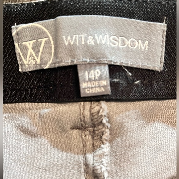 Ab'Solution Camo High Waist Ankle Skinny Pants
WIT & WISDOM - Picture 10 of 11